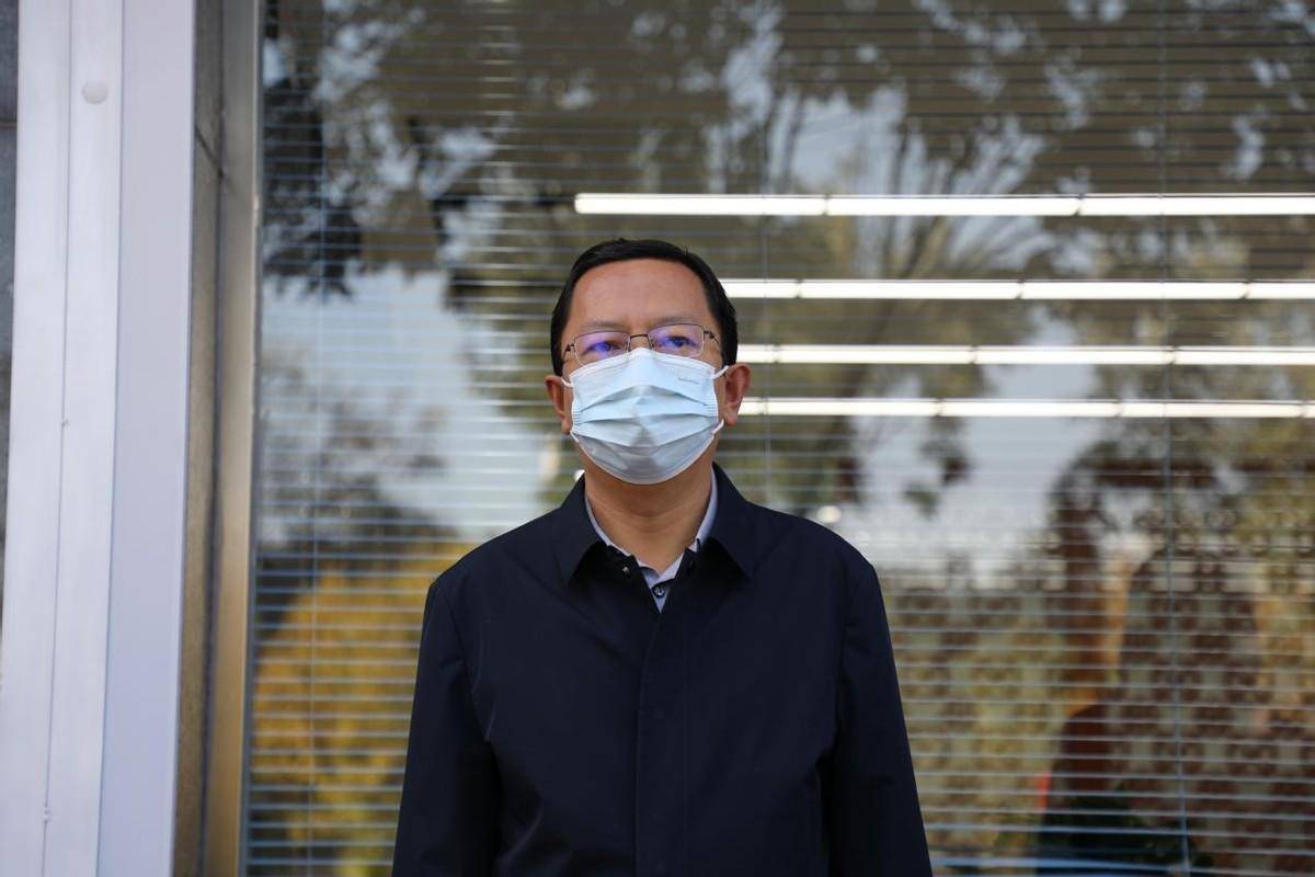 市人大常委会主任庞晋源,市人大常委会副主任潘颖,陈潞芳,侯培生,邢中