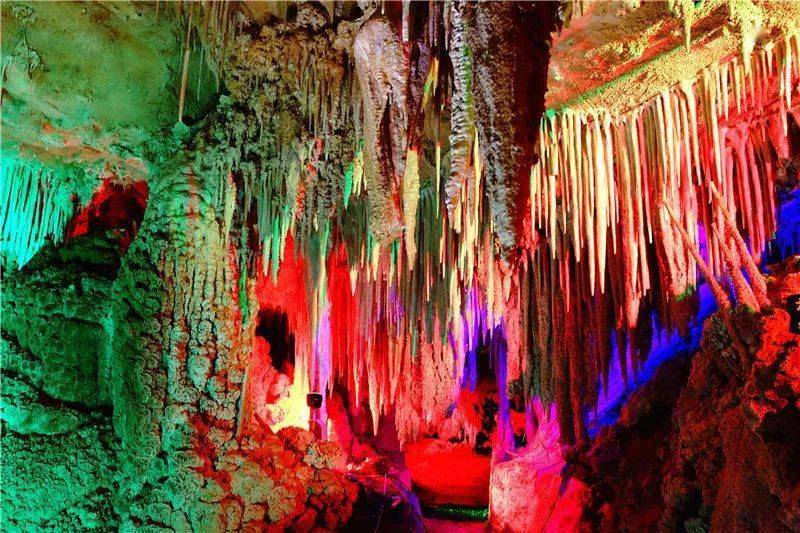 这个秋天,来淄博这些地方开启一场奇妙之旅!_溶洞_景观_图片