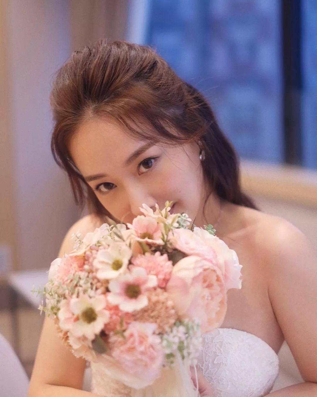 拍摄过程遭偷拍,tvb力捧小花陈滢直认受侵犯,生气现场无人出声_马德钟