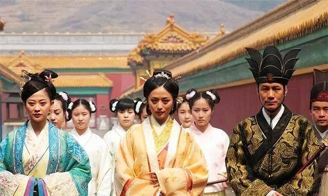 郑和下西洋时,没带少女,而是带着一船老妪和接生婆,为何?