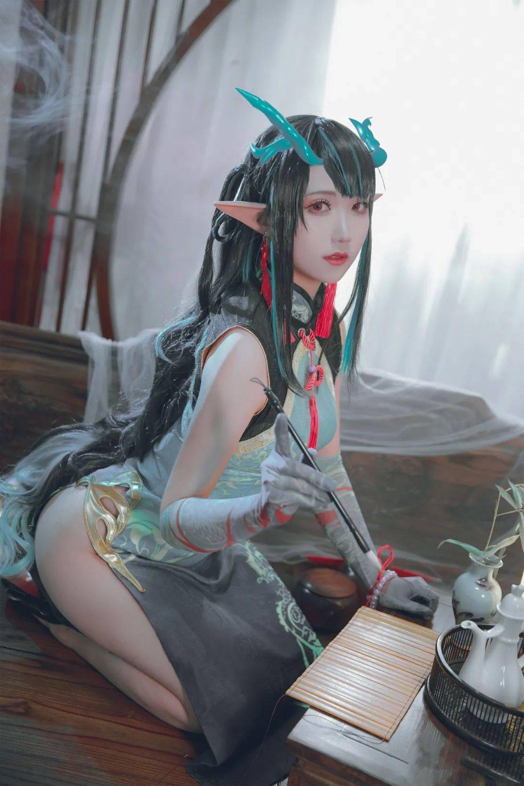 cosplay特辑丨《明日方舟》夕 61 染尘烟cos_那更_图文_信息