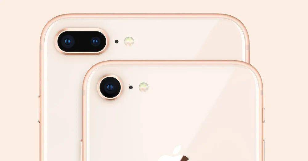 苹果千元充电器，竟不兼容 iPhone 14 Pro？