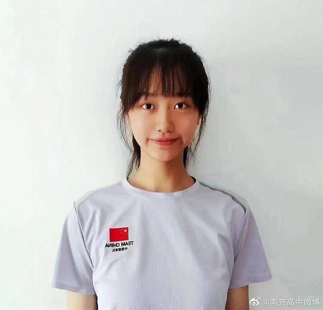 中国姑娘庞钰千世锦赛射落4金,教练:她一摸枪气场就变了_训练_射击_南充