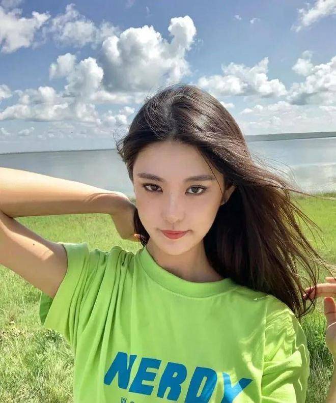 李艺璇_郝帅_网友