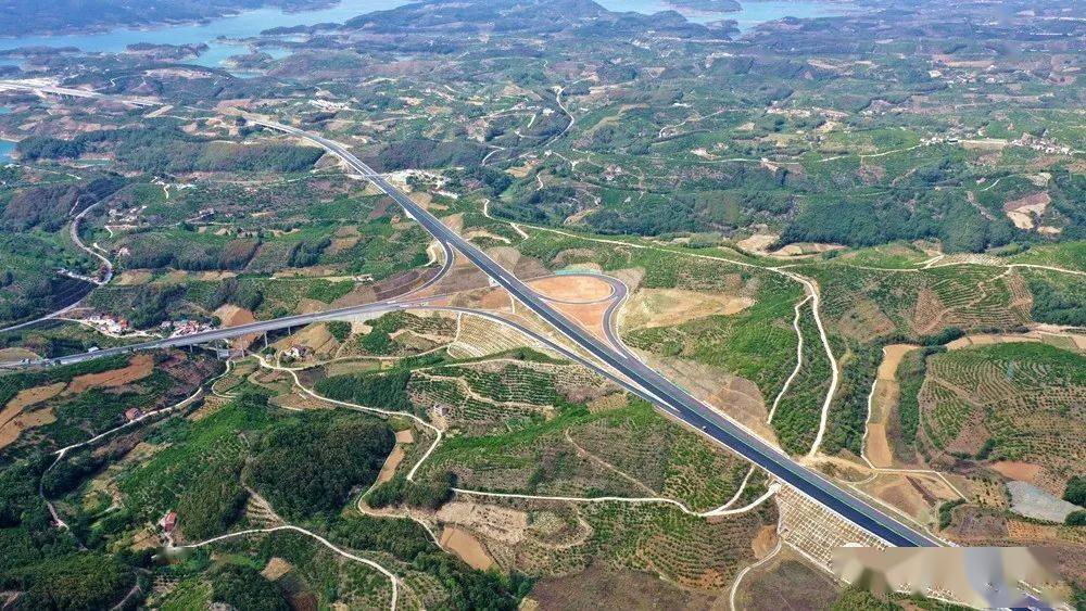 十淅高速公路湖北段预计今年年底实现通车_丹江口市_石鼓镇_段起