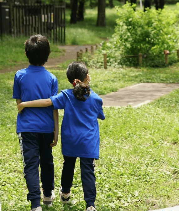 邓超因工做久违归家，等等小花肉麻剖明爸爸，超哥凡尔赛秀幸福