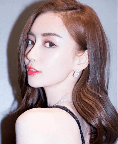 杨颖身材太好了,这个"回头杀"可以秒掉很多女星_运动_控制_饮食