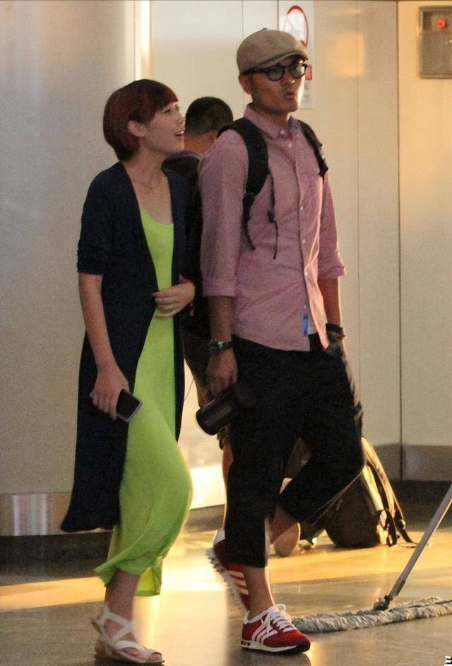 演员于小伟:和高圆圆恋爱2年,出道20年不火,娶普通妻子也幸福_工作