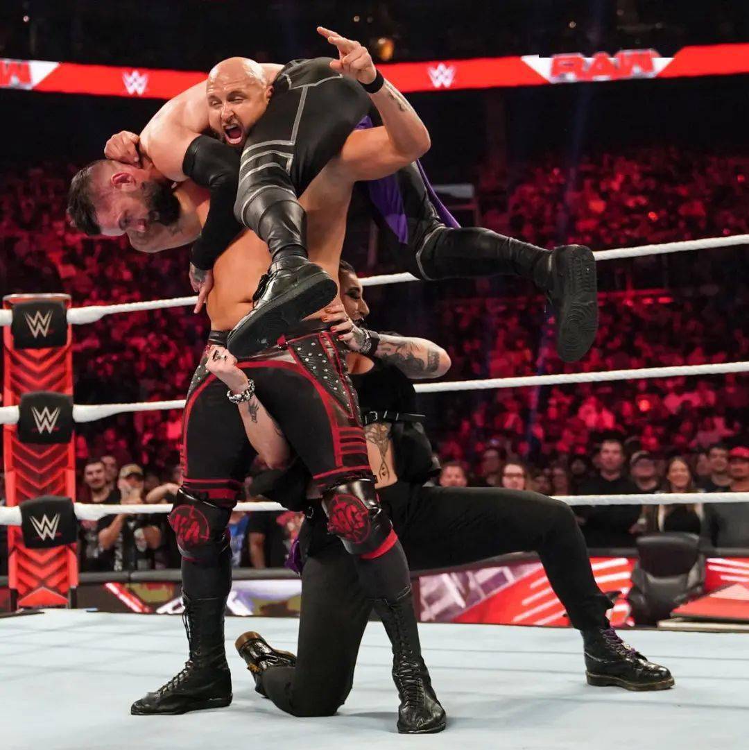 wweraw现场照抓拍多米尼克自称现代艾迪格雷罗二柱子对战米兹强尼挑衅