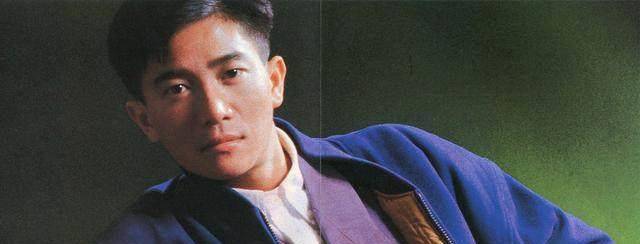 陈百强是香港的第一代偶像巨星,即便放到今天照旧让人冷傲,陈百强不