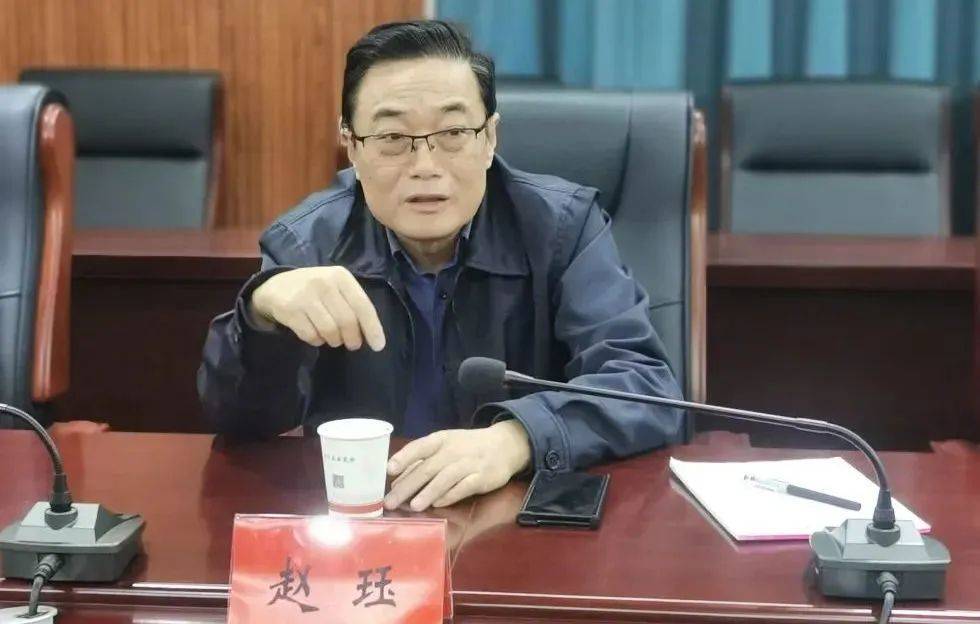 江苏无国界航空发展有限公司赴阜宁县现代服务中等专业