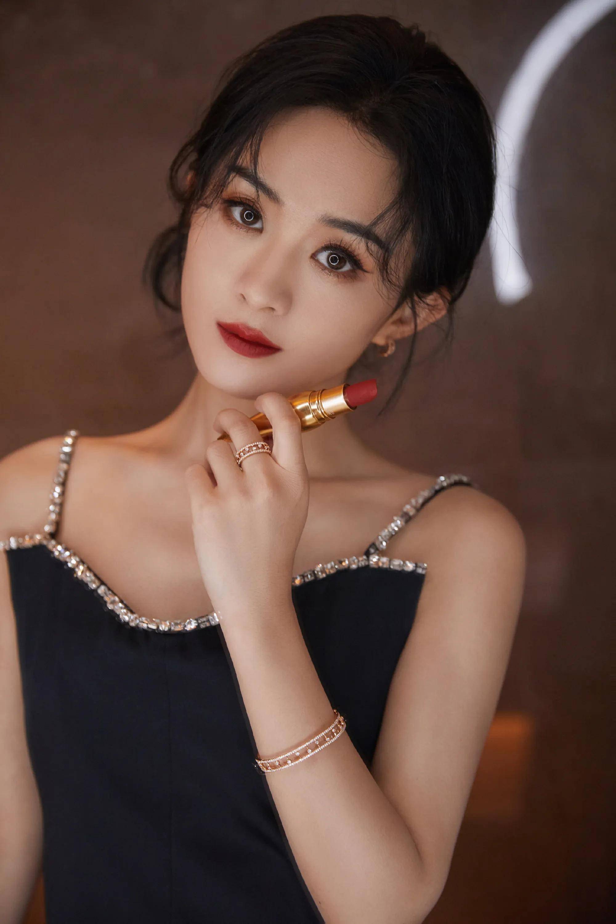 优雅女神赵丽颖魅力写真:颖宝女王范_赵丽颖_魅力_写真