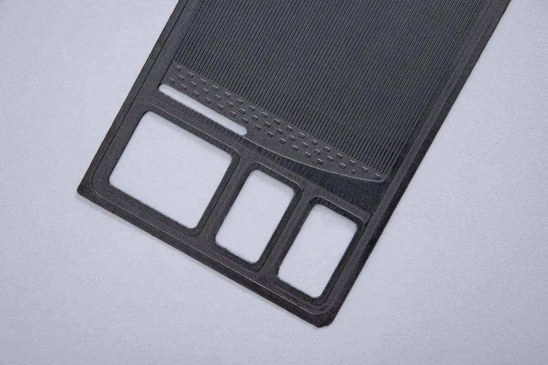 杜科新材模压复合双极板是怎样炼成的?_工艺_石墨_青岛