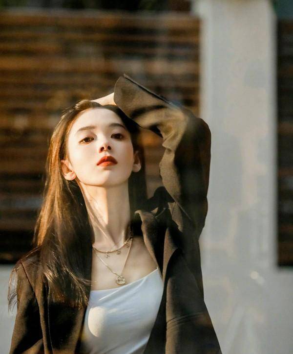 陈瑶与唐人解约,加入罗云熙公司有望合作,网友:怎么火不起来_角色