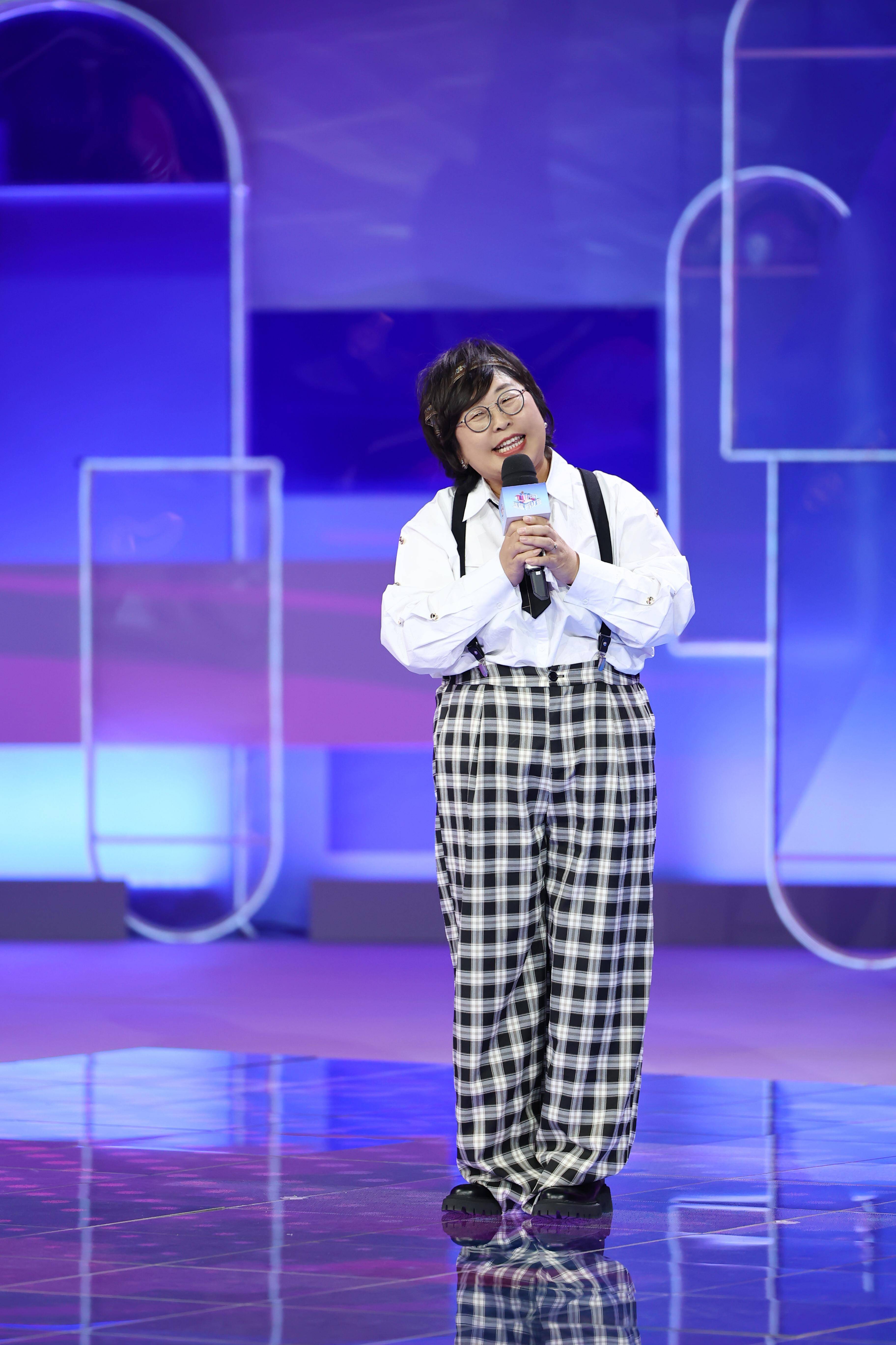 《蓝莓孵化营》今晚收官_视频_张萌_考核