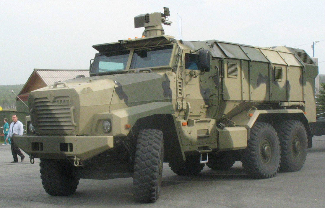 世界最好合金钢的新型号装甲钢,俄乌拉尔"台风"装甲车到底有多传奇?