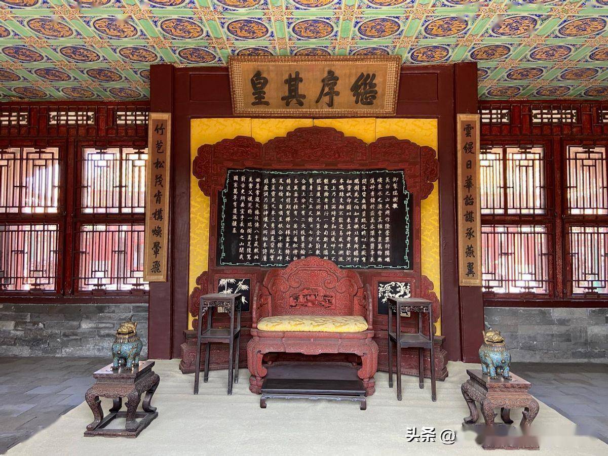 沈阳故宫:寝宫都是"老破小"_海兰珠_皇帝_宫殿