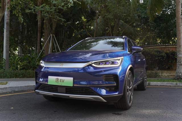 续航、性能、智能全在线!试驾新款唐EV