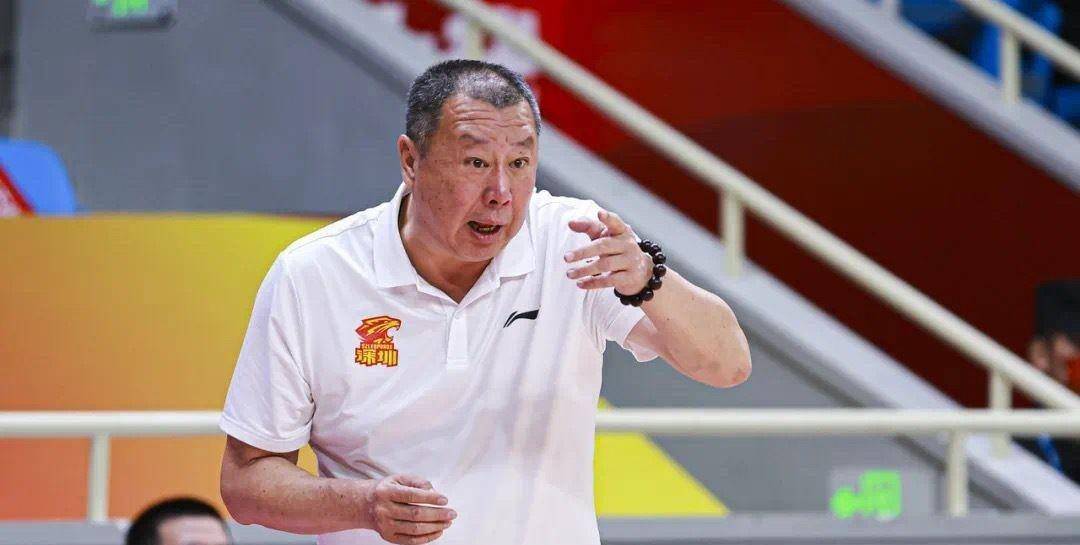 cba总冠军球队不堪一击,与换三教练无关_深圳队_上海队_吴青龙