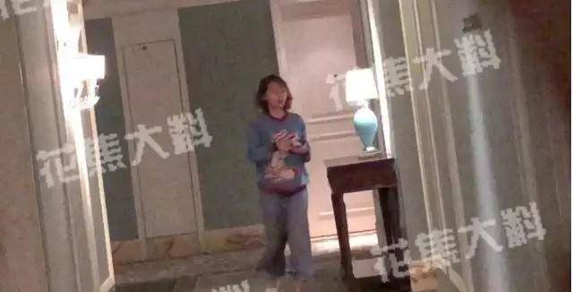 被李嘉欣说“蠢女人”，分手还替莫少聪生孩子，洪欣恋爱太坎坷了