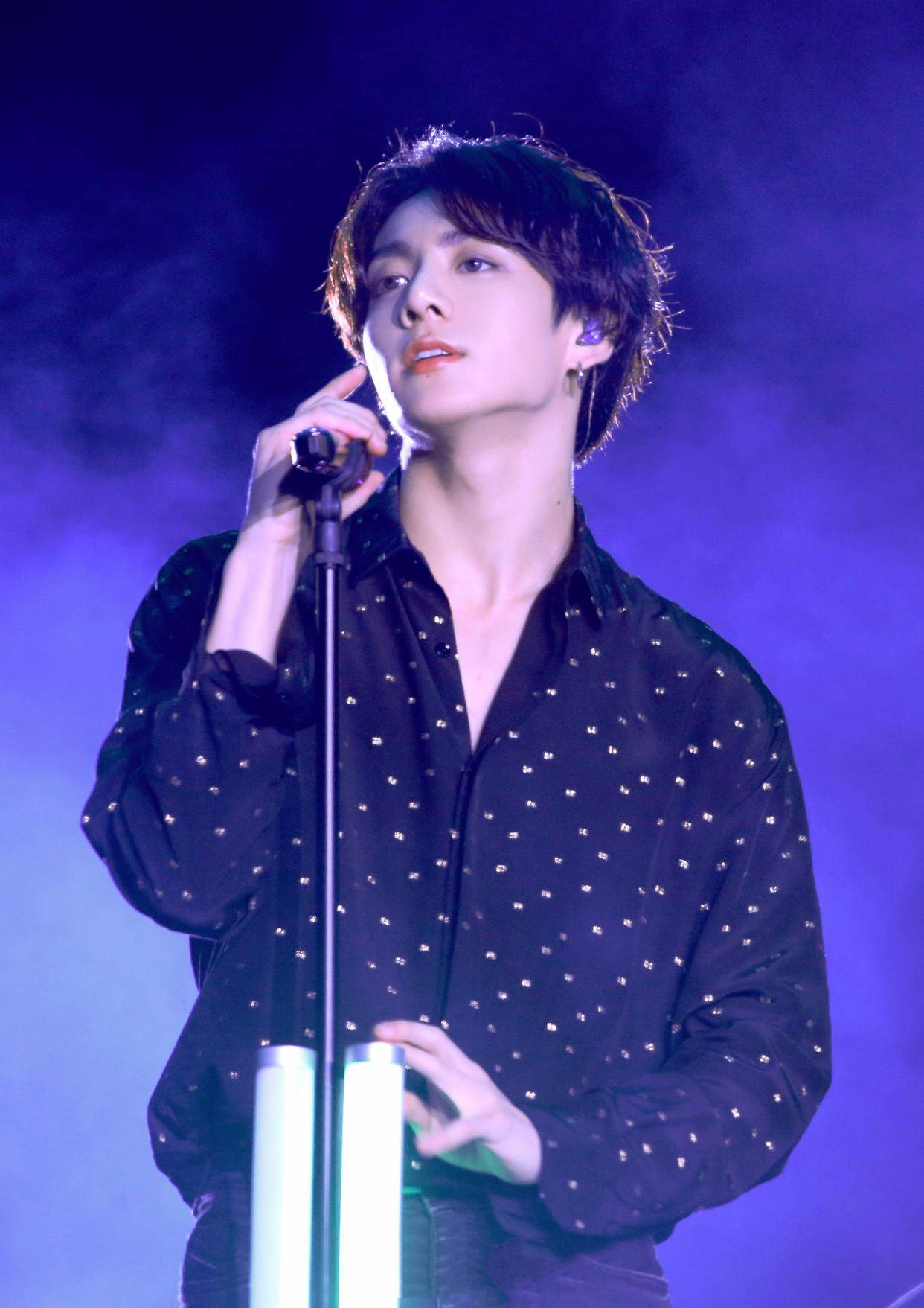 专属田柾国的心动时刻，这是什么神仙搭配，是我的取向狙击呀_搜狐网