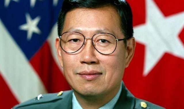 美国首位华裔将军,祖先是八旗贵族,靠打官司成为军人_傅履仁_司徒