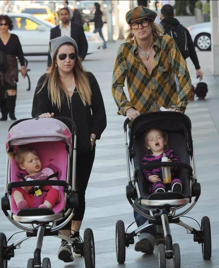 被猫王宠坏的独女:二婚mj,三婚影帝,晚年负债千万,儿子早逝_丽莎