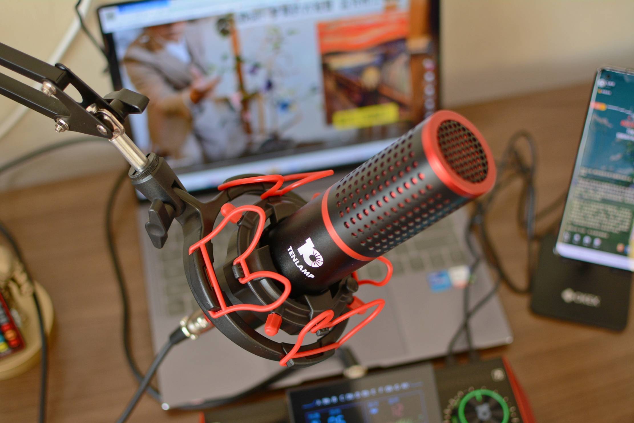 十盏灯g10声卡套装测评_设计_麦克风_专业