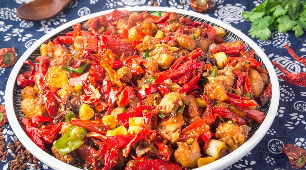 教你爽口美味的辣子鸡,香辣可口超下饭,一大盘都不够吃_辣椒_备用