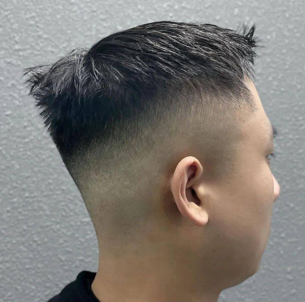 "鸡尾头"_中国_发型_形象