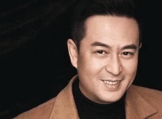 于和伟妻子,张嘉译妻子,靳东妻子,网友:没有对比就没有伤害!