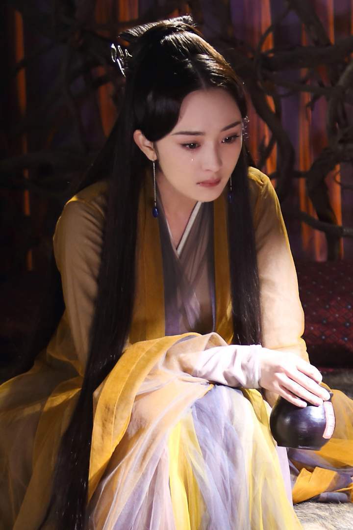 杨幂饰演的白浅,秒杀一众傻白甜角色,堪称霸气姑姑_眼睛_三生三世_很