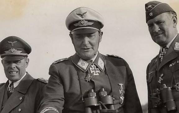 邓尼茨为什么对潜艇部队下决战命令?