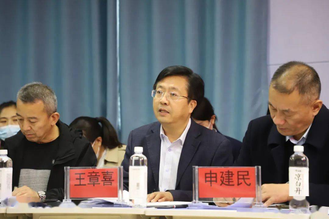 濮阳市乡村教师培训出彩项目视导工作在濮阳县举行_进行_教育科_团队