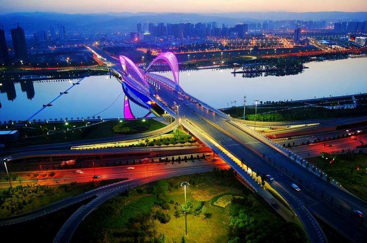 山西1个中心城市,有望建成特大城市,未来实现经济强中心_太原_人口