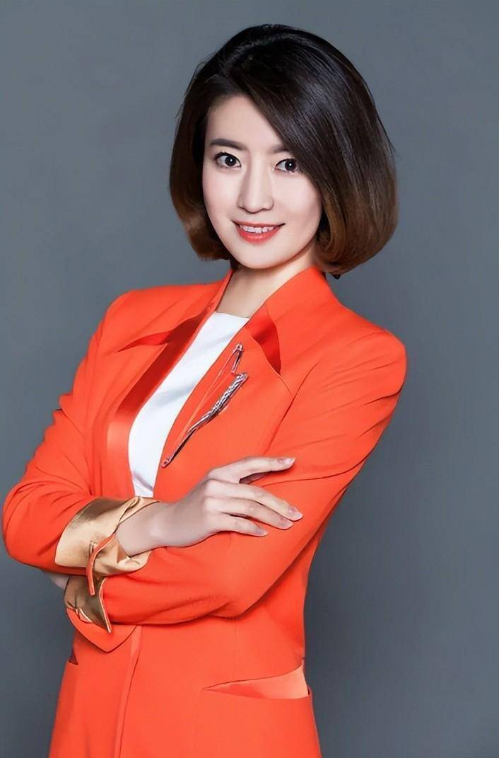 从云南台花旦到央视新秀,女主持人崔爽是怎么做到的?_观众_卫视_节目