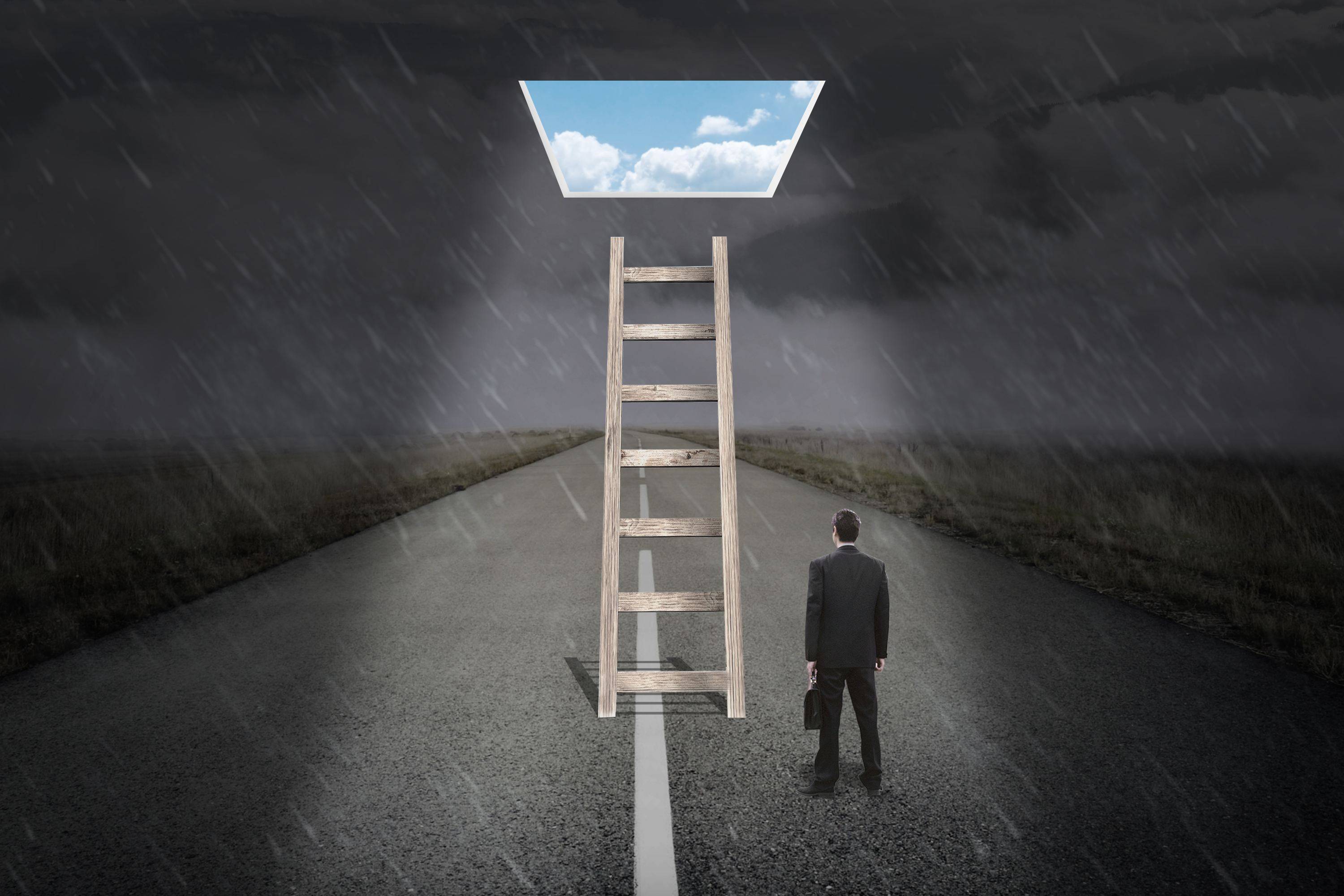 真正的猛士是敢于直面惨淡的行情,然后跳出曾经的舒适圈,不断寻求新的