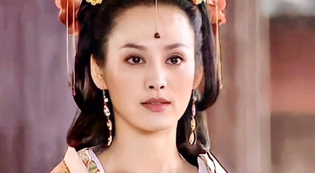 跑去演古装剧,不然就看不到这绝色美人了_宁静_吕不韦_五官