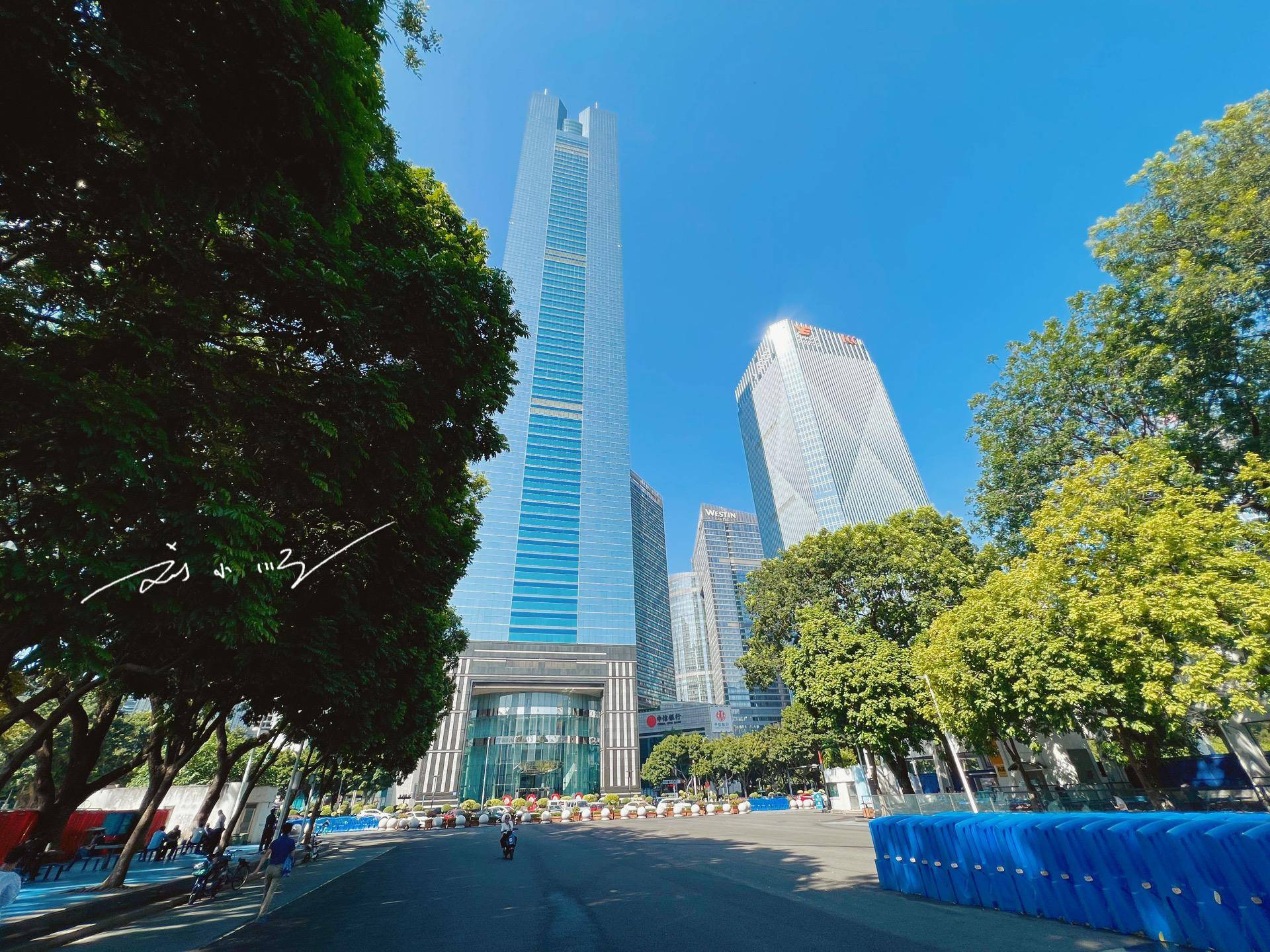 实拍广州"中信大厦",曾经的广州最高楼,如今关注度似乎不太高_旅游