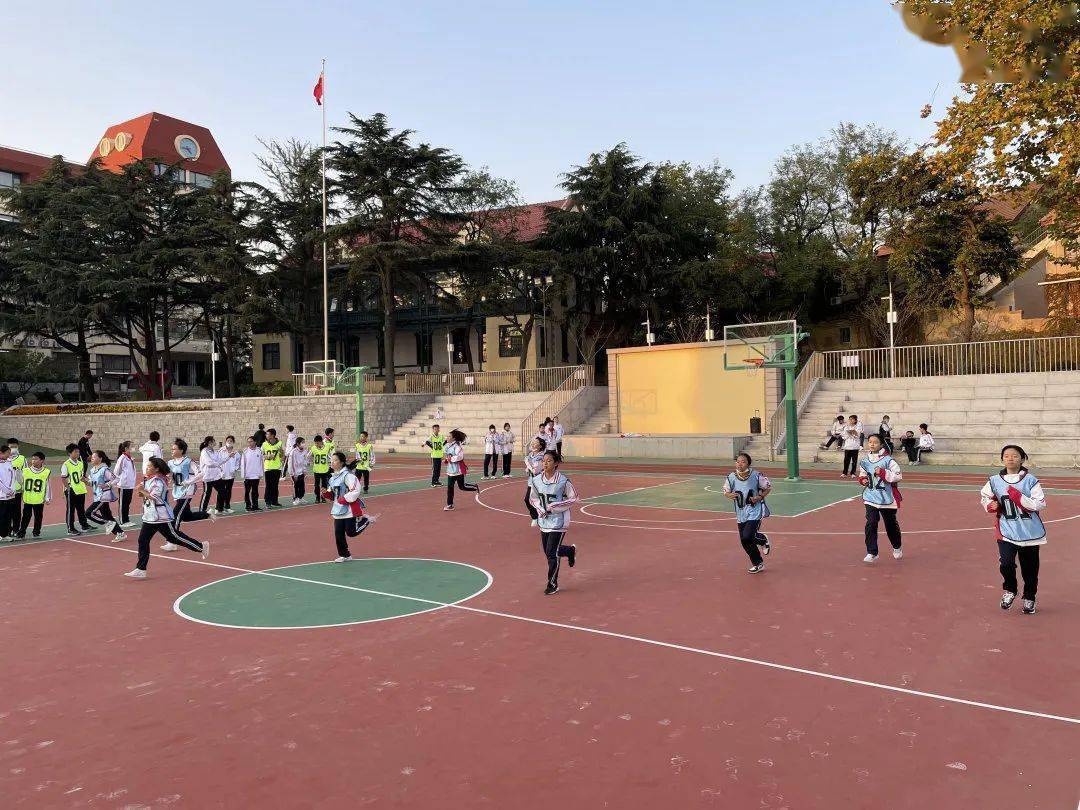 青岛三十七中"校园体育吉尼斯"挑战赛完美落幕_男子_项目_女子