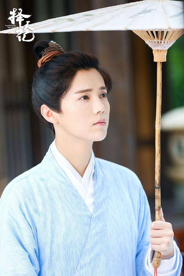 30岁鹿晗新剧发预告,演失意少年扮相邋遢,从不被看好到争一口气_肖枫