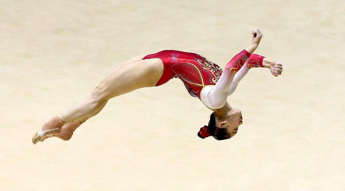 体操世锦赛女子个人全能,唐倩静退出比赛,欧玉珊获得第