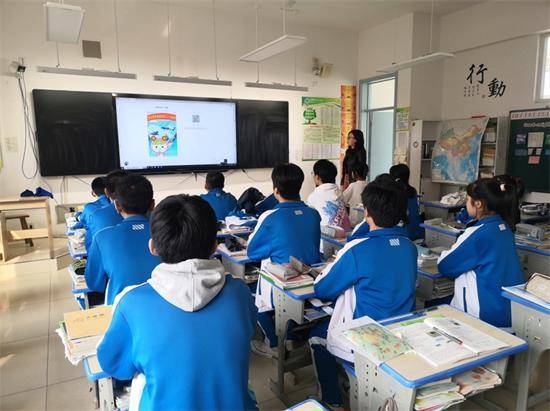 学生素质,近日,淄博市博山区白塔镇中心学校团委组织本学期申请入团