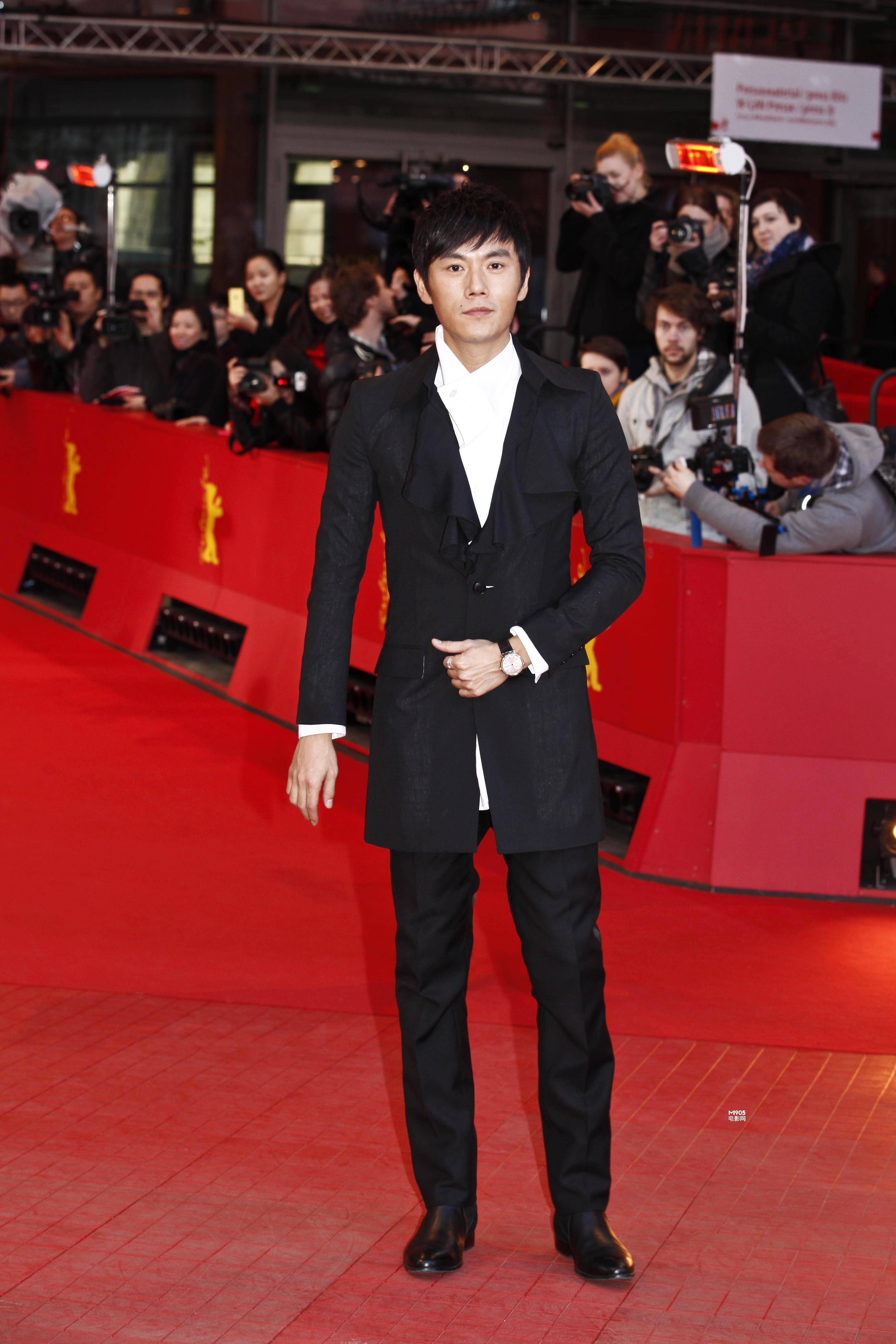 他是章子怡同学,4次提名戛纳,国产文艺片一哥,41岁才红有点晚_秦昊