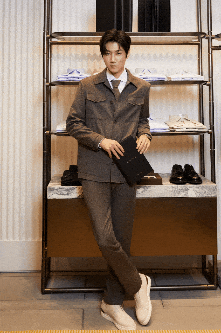 周末逛街指南| 秋天结束之前，我们见面吧！_搜狐网, image size:852x1280