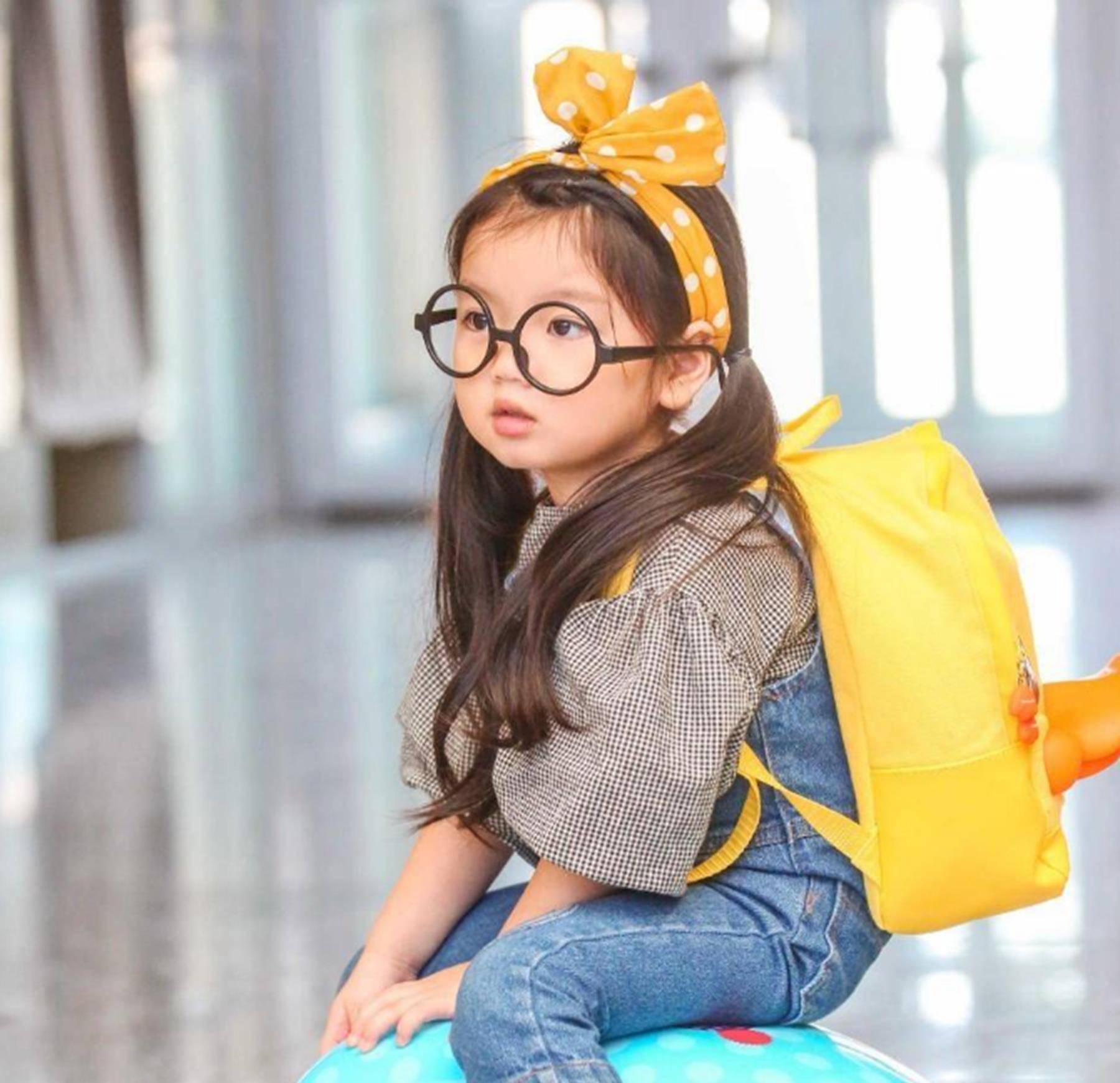 4岁出道养弟弟,一年为家里赚百万,4年过后阿拉蕾现状如何?