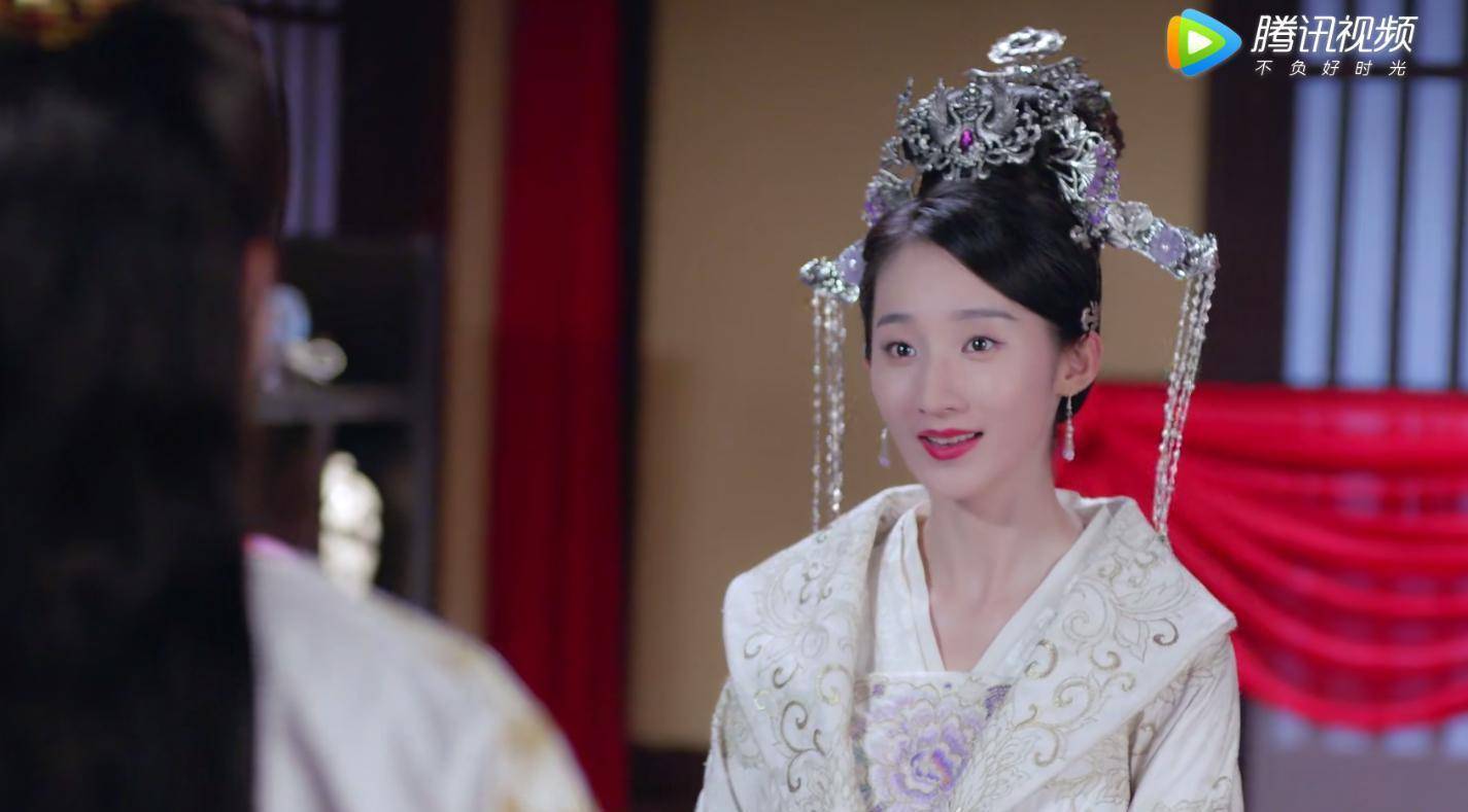 《独孤皇后》7位新娘嫁衣颜色各异,称得上是结婚风俗最乱之剧了_独孤