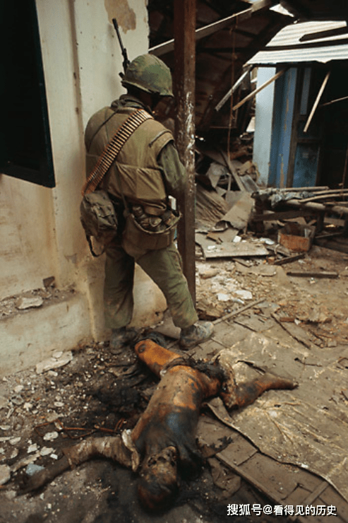老照片 美国摄影师拍摄的越南战争 揭示了战争残酷的一面