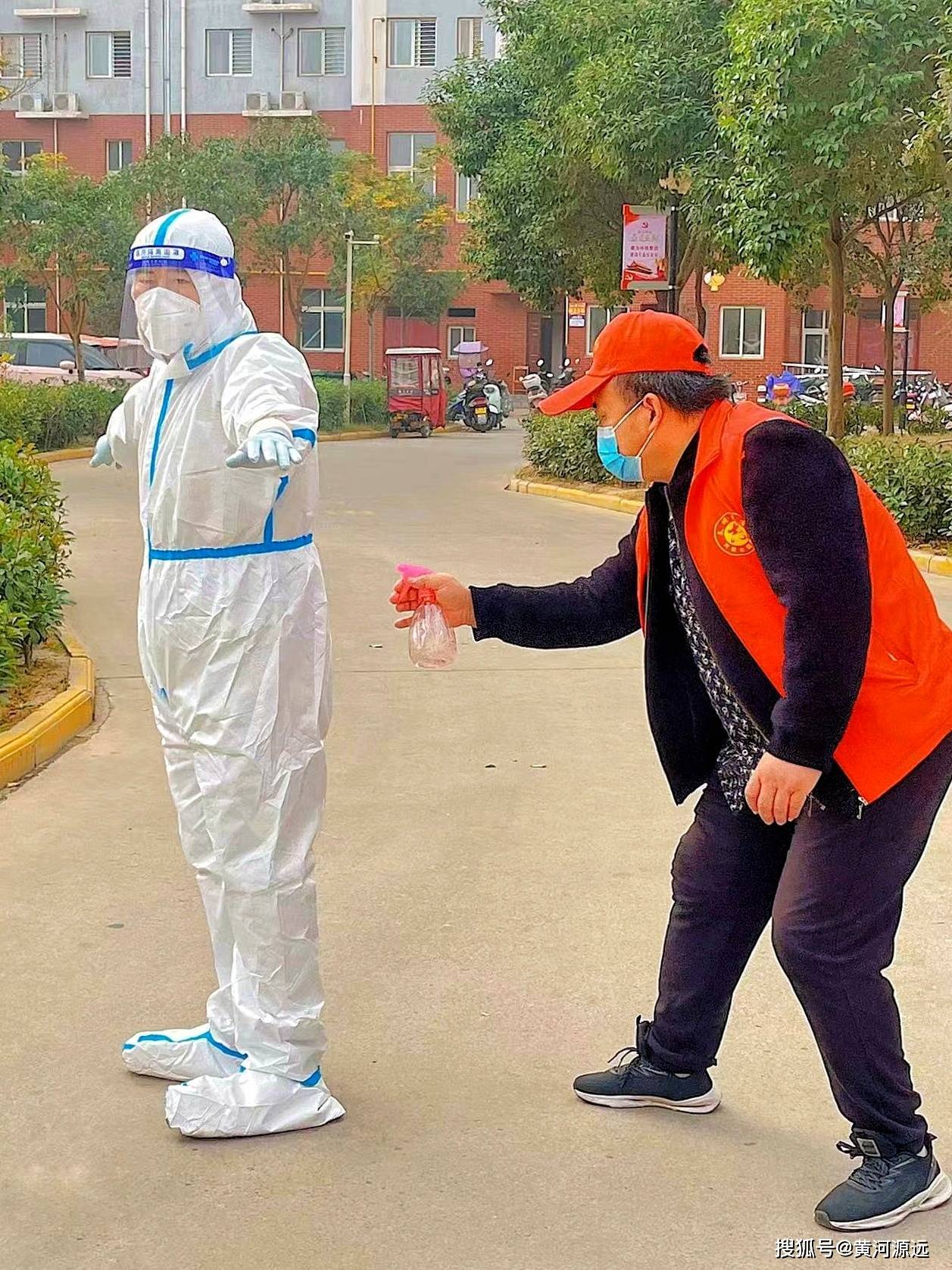 塔湾街道办事处史家湾社区馨苑小区,抗击新冠病毒的真实见闻