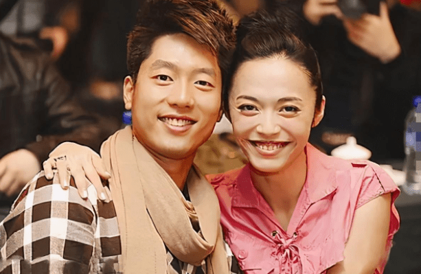 只是后来两人的感情出现了问题,凌潇肃和姚晨也是选择分手,在分手之后